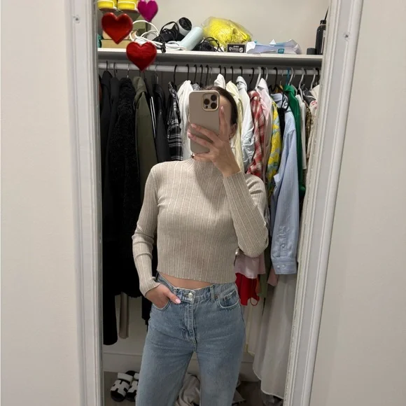 Zara Light Gray Ribbed Knit Top - Picture 3 of 5
